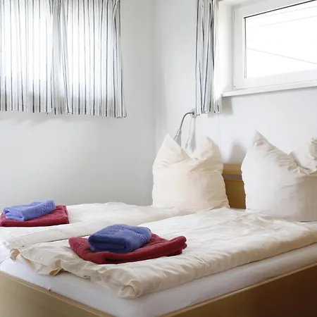 Floating - Schwimmende - Haus 5 *